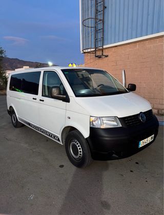 Volkswagen Transporter T5 2009