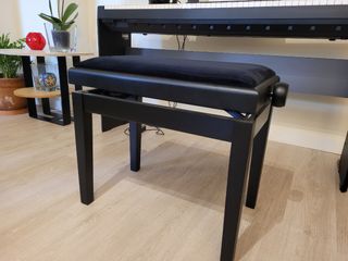Yamaha P-45: Piano digital