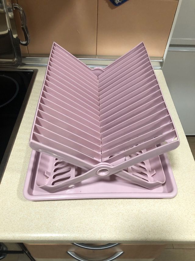 Escurreplatos plegable rosa