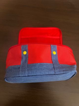 Mochila Nintendo Switch + Adaptador