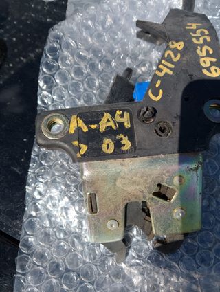 Cerradura maletero Audi A4 2003
