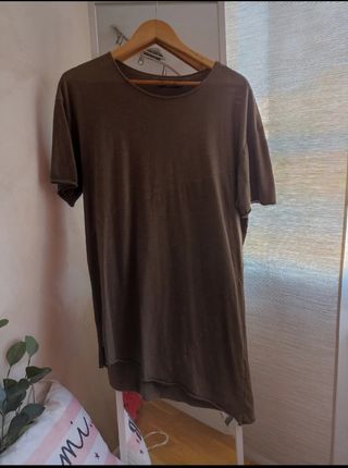 Camiseta Bershka verde oliva M