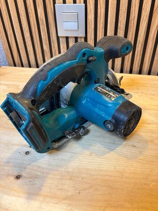 Sierra circular Makita DSS610 LXT