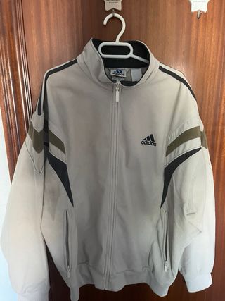 Chándal Adidas beige-negro