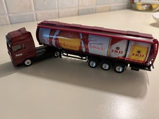 Modellino camion EKU Pils