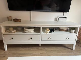 Mueble TV blanco madera