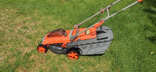 Cortacésped y cortaseto Redback 40V