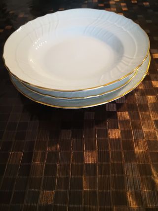 Piatti Richard Ginori, oro, porcellana