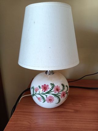 Lámpara vintage con flores