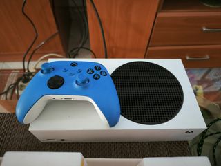 Xbox Series S + controller blu - Come nuova