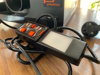 Prestinox 680 auto: Proyector diapositivas
