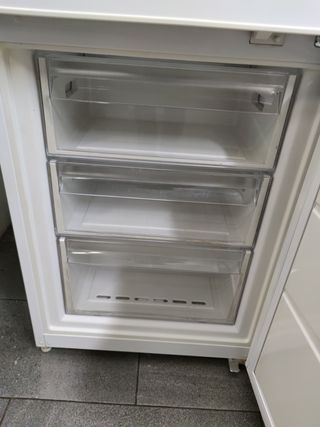 Nevera Panasonic A++ 200x60cm no Frost garantia