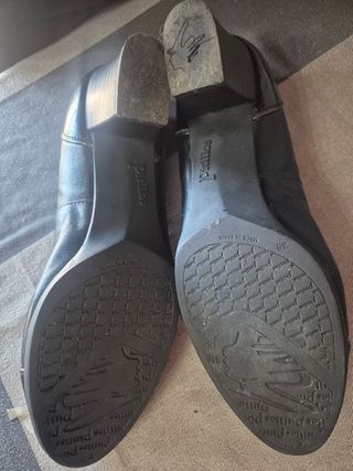 Zapatos salón negros PITILLOS