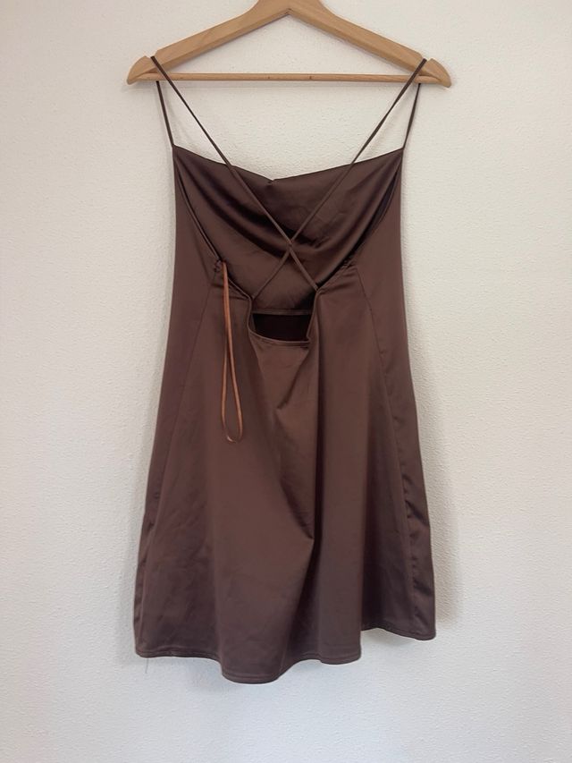 Vestido corto marrón