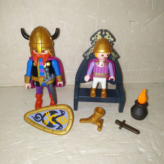 PLAYMOBIL - Vikingos Rey y Príncipe Trono 3154 