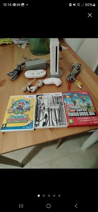 Nintendo Wii + 3 juegos