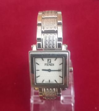 Reloj FENDI mujer - cuadrado plata