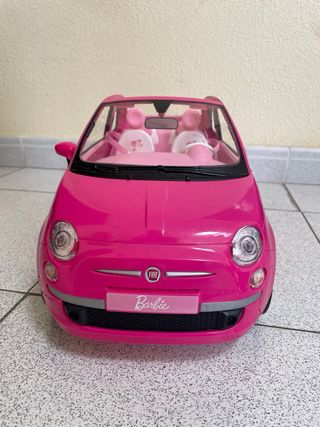 Auto rosa Barbie Fiat 500