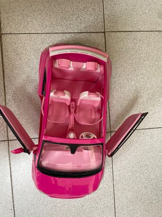 Auto rosa Barbie Fiat 500