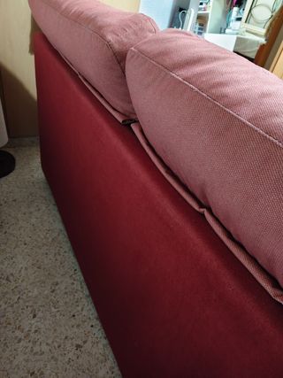 Sofá cama rojo