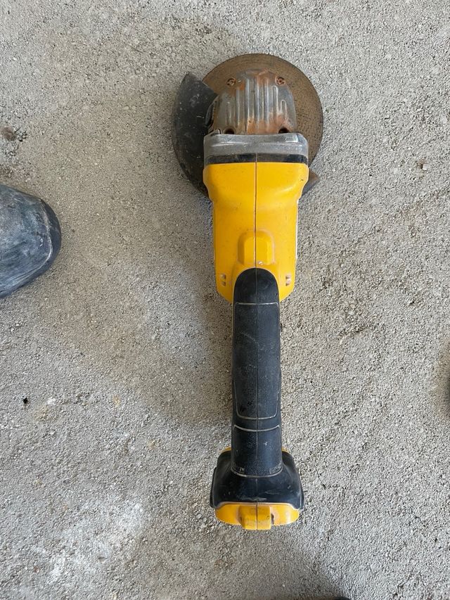 Amoladora angular Dewalt 18V y maletin original