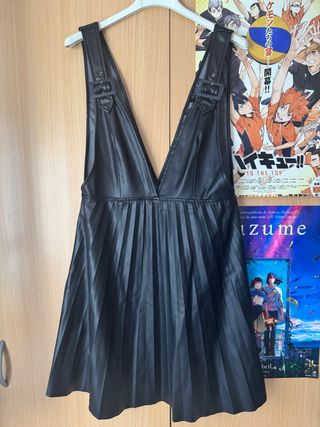 Vestido Zara piel negro plisado
