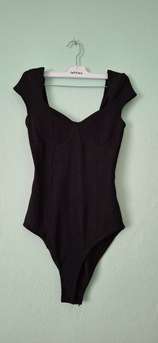 Body negro Bershka talla S