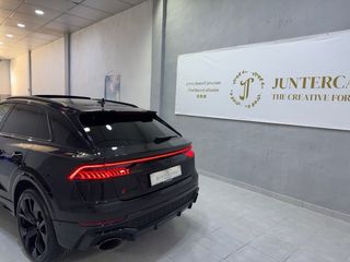Audi RS Q8 2024