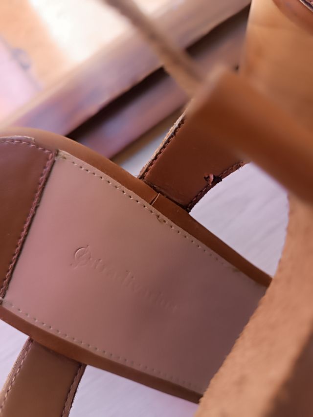 Sandalias plataforma marrón