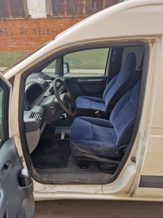Peugeot Expert 2004