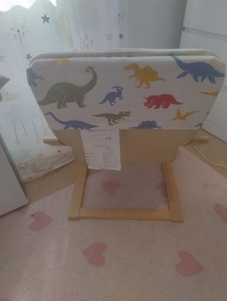 Butaca infantil Ikea Poang dinosaurios