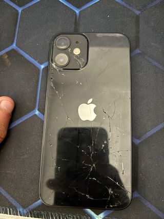 iPhone 12 mini negro - pantalla rota