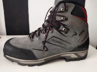 Zapatos Boreal montaña gris talla 39.5