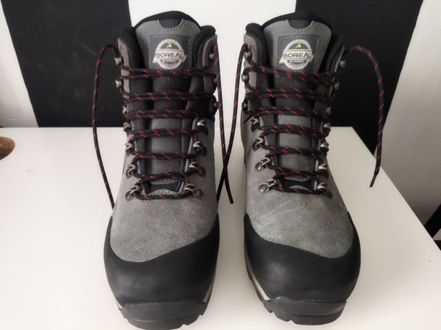 Zapatos Boreal montaña gris talla 39.5