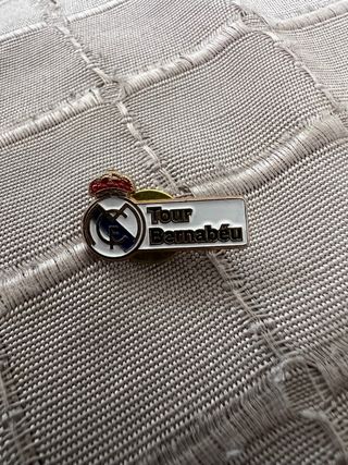 Pin Tour Bernabéu Real Madrid NOS