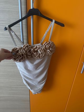 Body beige floreale