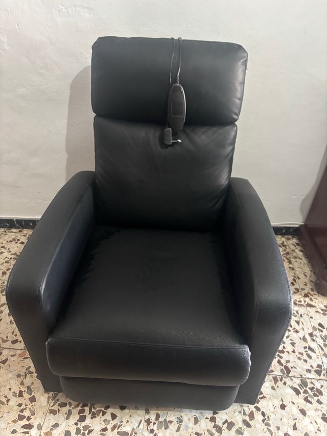 Sillón masaje piel sintética negro