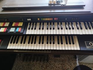 Órgano Hammond B-124 Vintage