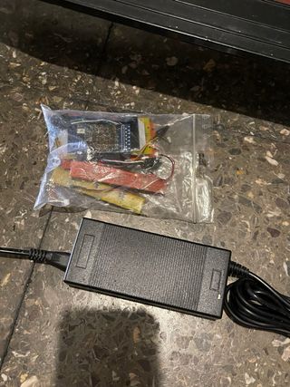 Patinete eléctrico: reparar o piezas