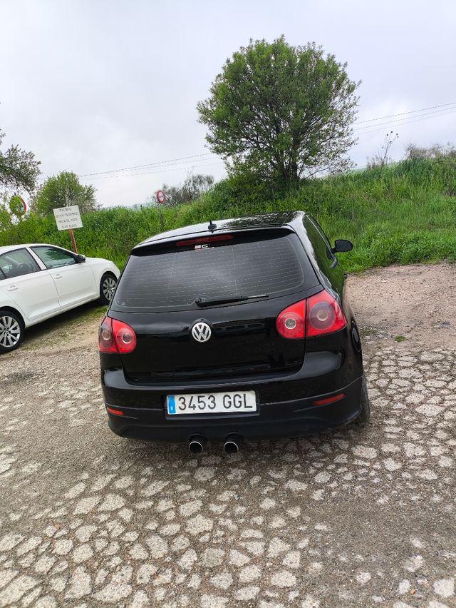 Volkswagen Golf 2003