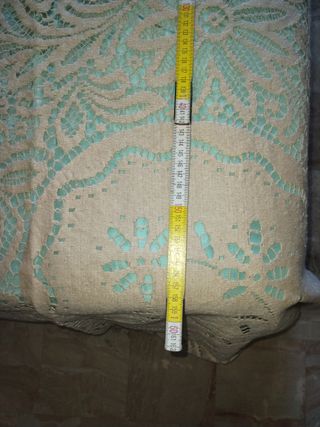 Copriletto uncinetto raso beige-verde acqua