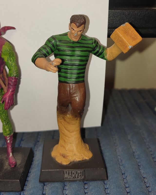 Figuras Marvel de plomo