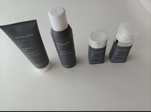 Living Proof Perfect Hair Day - lote