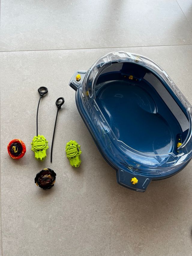 Beyblade Burst QuadStrike - 2 peonzas