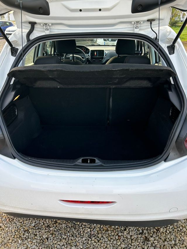 Peugeot 208 2018