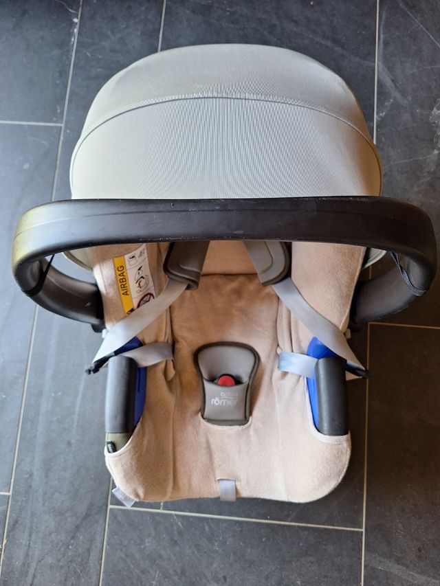 Britax Römer Baby Safe I-Size Silla coche