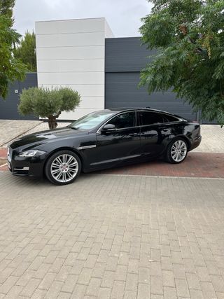 Jaguar XJ 3.0 D 300cv 8vel