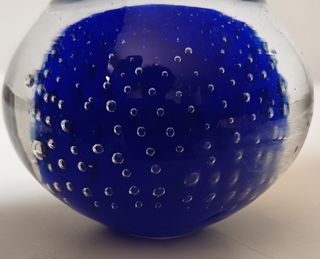 Fermacarte blu oceano in vetro artistico di Murano