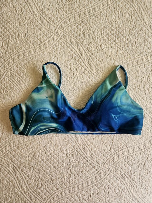 Top bikini efecto mármol azul-verde