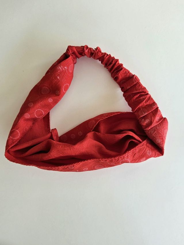 Diadema turbante roja